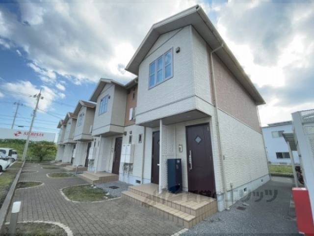 サーティーン１２外観写真2