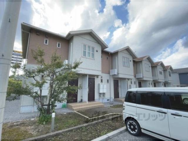 サーティーン１２外観写真3