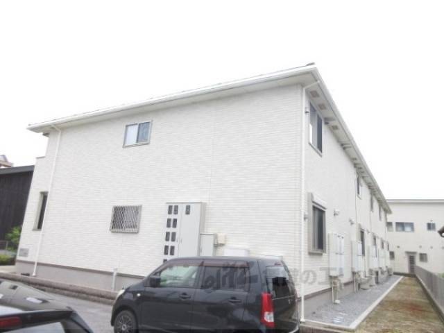 サン・ラザール外観写真2