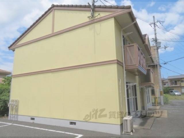 メゾン菖蒲台外観写真3