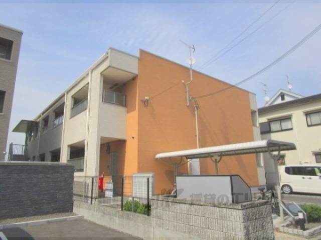 レジデンス芝辻外観写真1