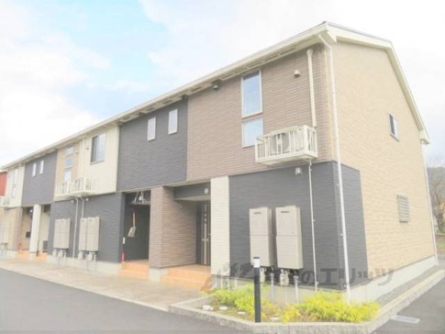 ラルーチェB外観写真3