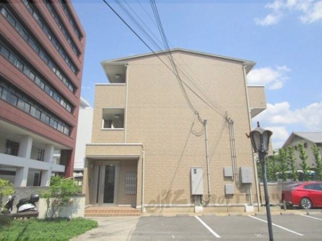 フィオーレ三条外観写真3