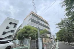 ドムール佐保川外観写真