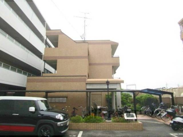 オークリーフ西大寺外観写真2