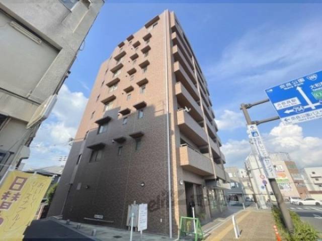 ラ・シェリ外観写真1