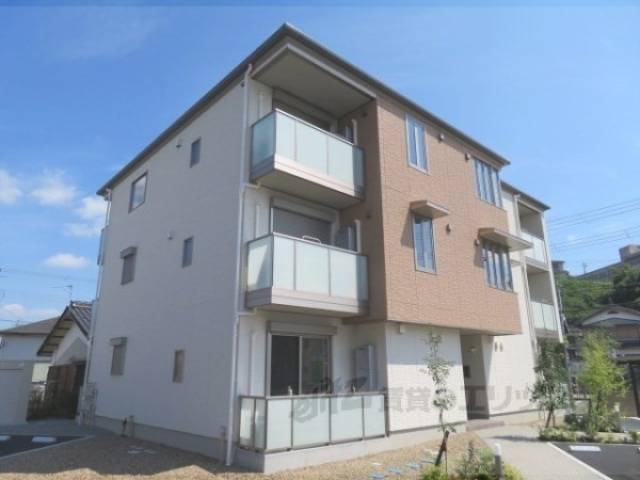 グランドパーパス外観写真1