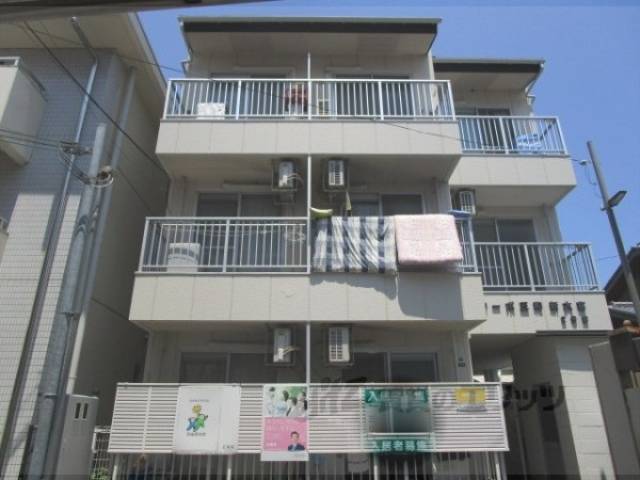 コーポ三和新大宮２号館外観写真1