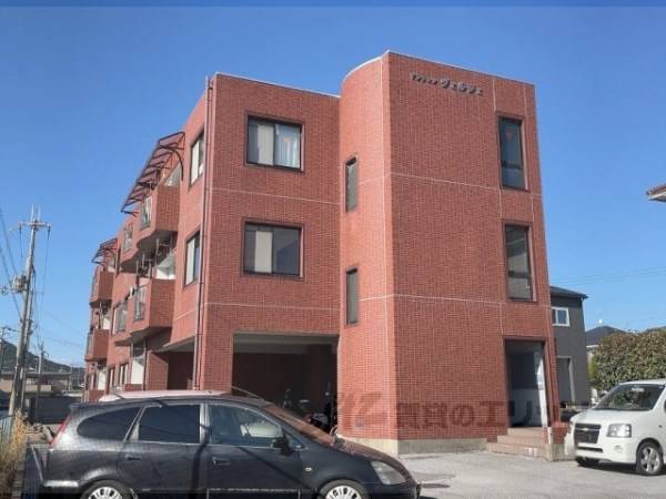 132035の外観写真