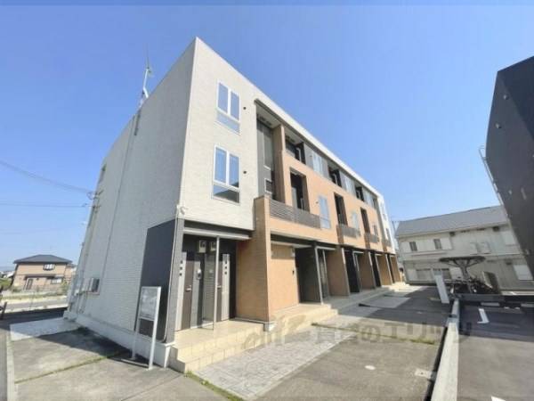 132042の外観写真