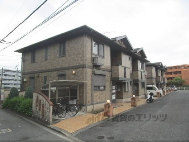 イファルジェンス外観写真1