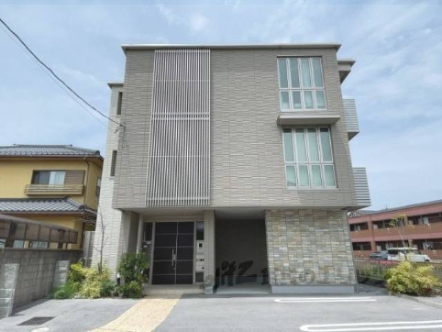 クラッシーメゾン外観写真1