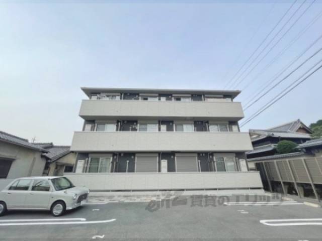 セゾン　デ　スリジエール外観写真3