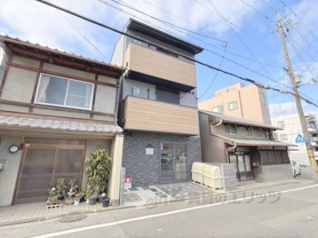サントス墨染外観写真1