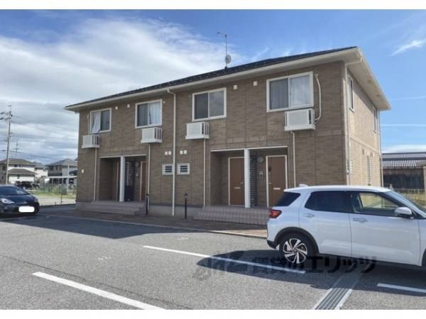 132493の外観写真