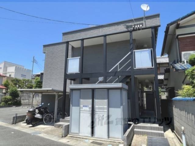 レオパレス相楽外観写真1