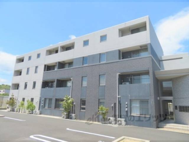 レジーナ倉梯外観写真1