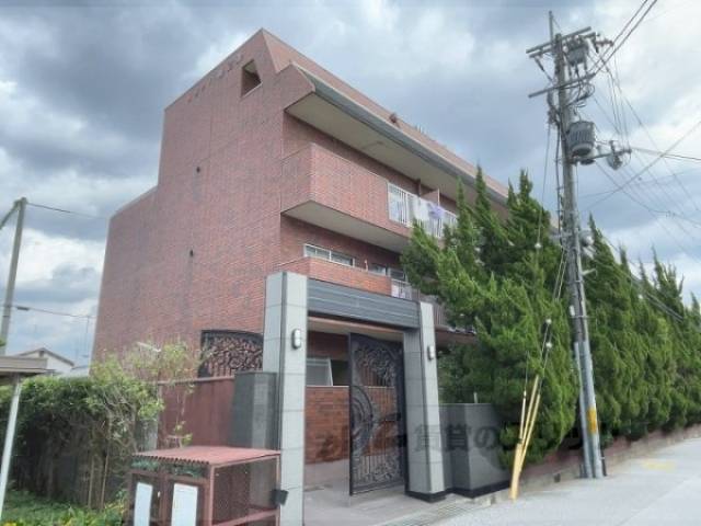 メゾン・ド・後三条外観写真1