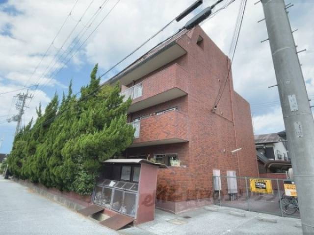 メゾン・ド・後三条外観写真2