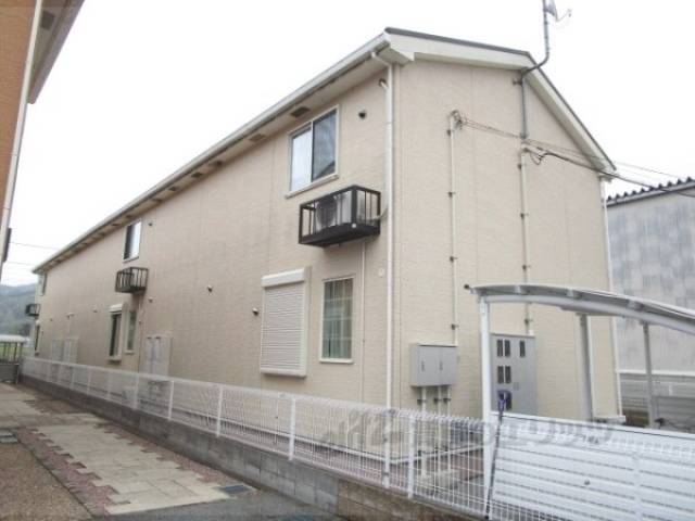 ＨＯＬＹＧＬＩＴＴＥＲ　Ｔ．Ｊ外観写真2