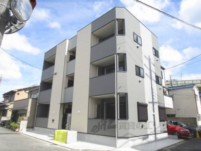 アールメゾン外観写真1
