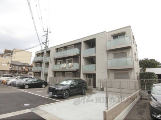 シャーメゾン乙出３外観写真3