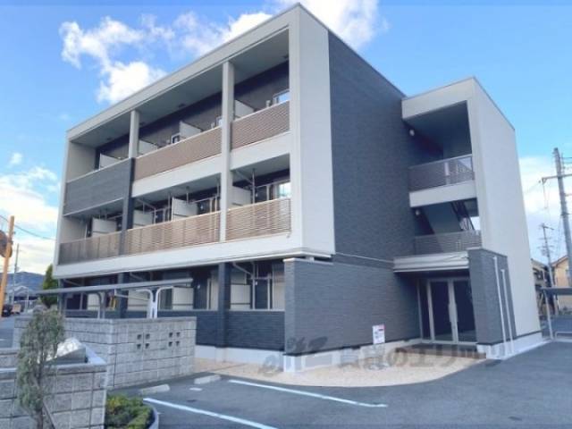 フュルネ外観写真1