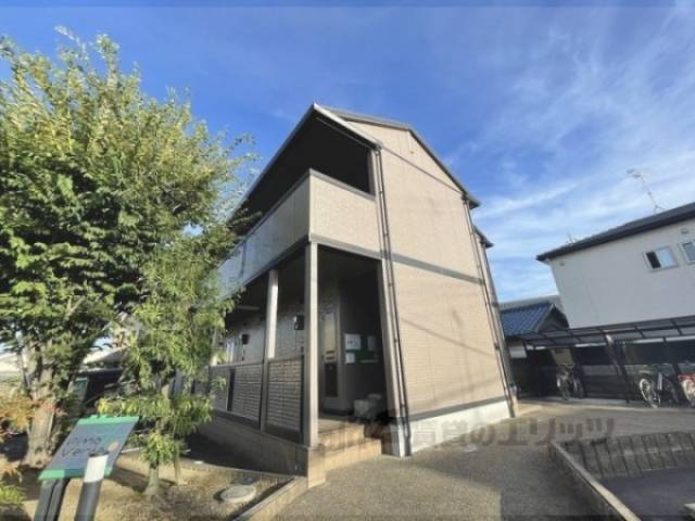 ピノヴェルデ外観写真1