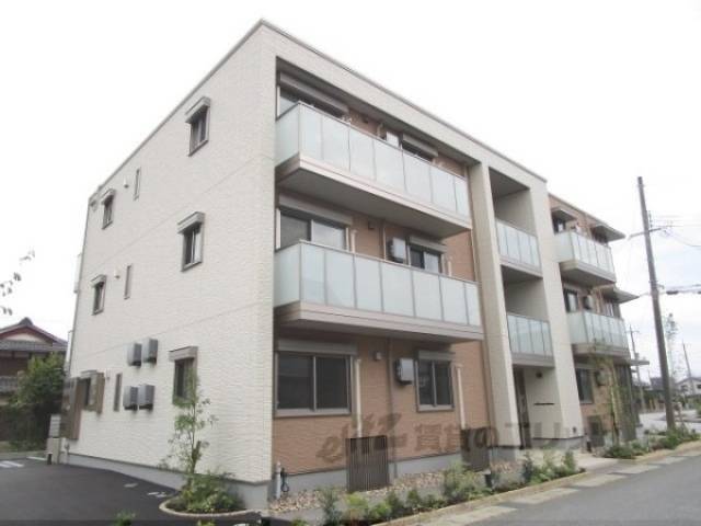 シャーメゾン　セレーノ外観写真2