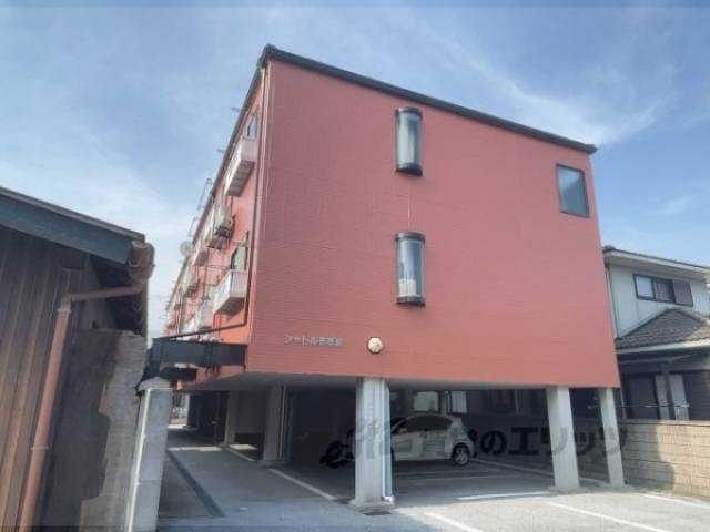 シャトル壱番館外観写真3