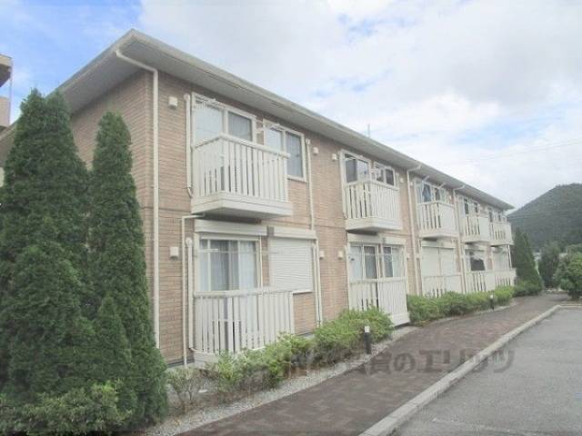 コンフォール・ヴィラＣ棟外観写真2