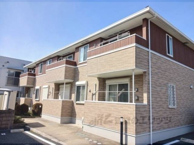 グリーンコート西田４外観写真1