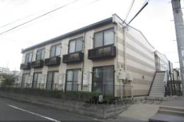 レオパレス八条外観写真