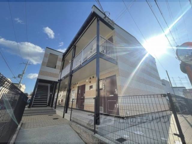 レオパレス八条２外観写真1