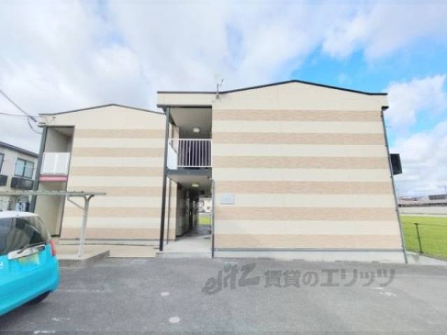 レオパレス八条３外観写真2