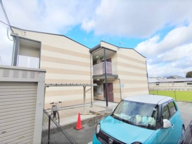 レオパレス八条３外観写真3