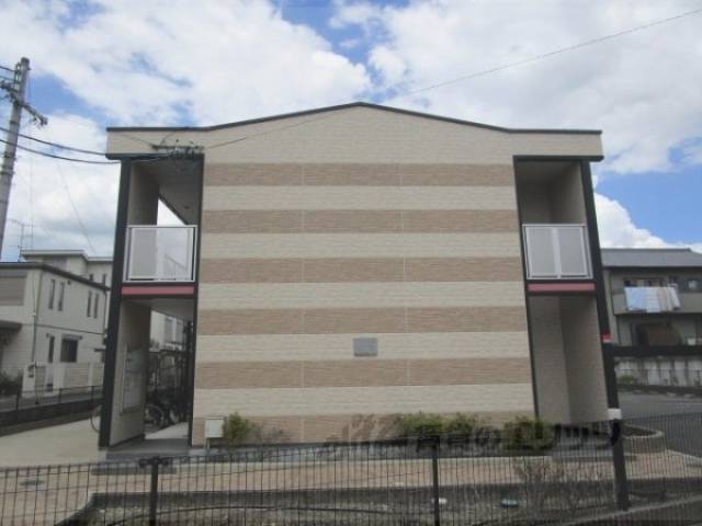 レオパレスAKI外観写真2