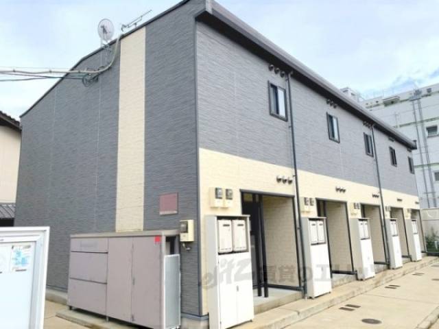 レオパレス伏見３外観写真1