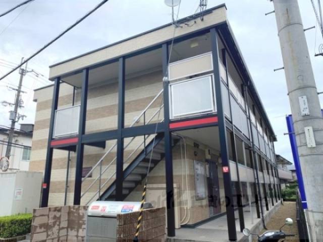 レオパレスメルベーユ西大寺外観写真1