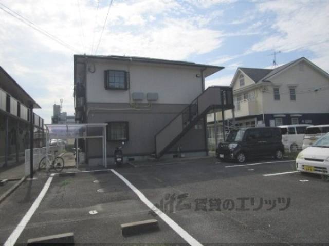 メゾン・ド・シャルマン外観写真1