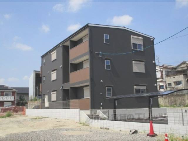 シエルグランデ招提元町２外観写真1