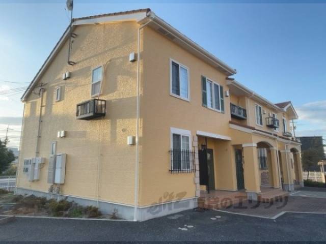 ファミーユ　ドゥ外観写真1