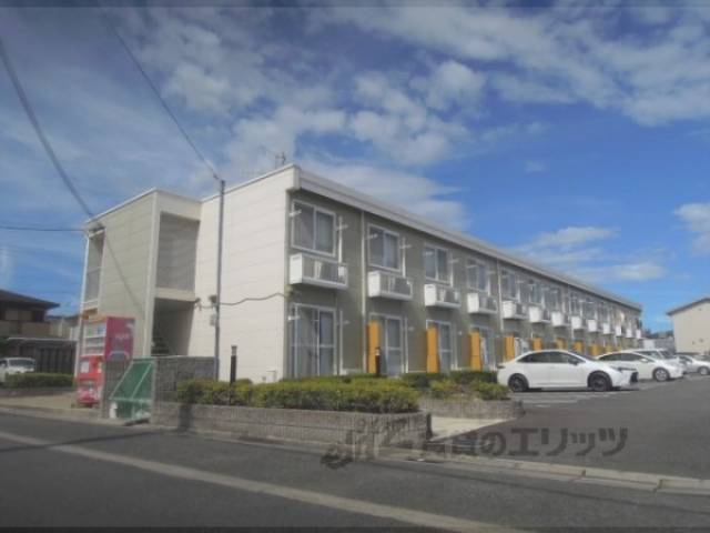 レオパレス三笠外観写真1