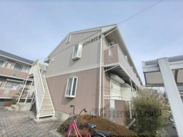 メゾン・ド・スリシエ１　Ｂ棟外観写真1