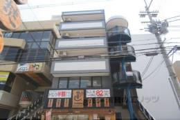 艸香駅前ビル外観写真