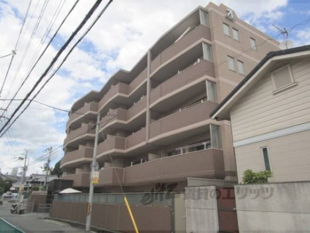 グラン・コート富雄外観写真2