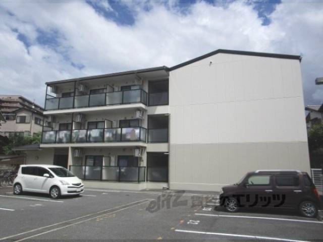 グレイスフローラ富雄外観写真1