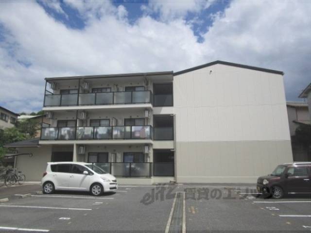 グレイスフローラ富雄外観写真2