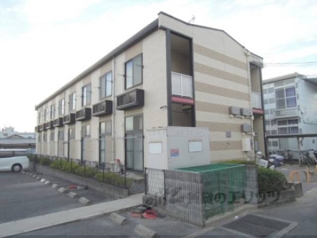 レオパレス千原２外観写真1