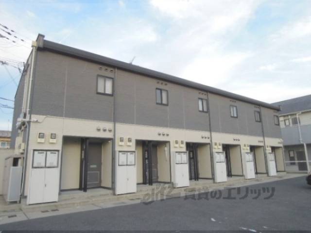 レオパレスナップシャンブル外観写真3